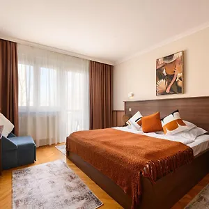 Apartament Szilfa Etterem Mariann, Hajdúszoboszló